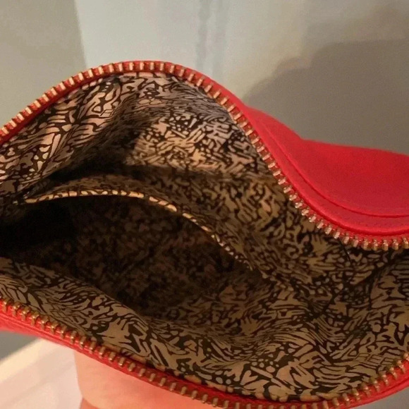 Rebecca Minkoff red leather cross body with gold chain strap and gold accents - Picture 6 of 11